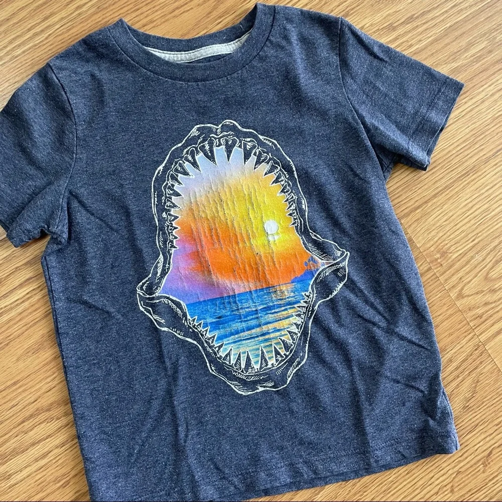 Old Navy distressed tee