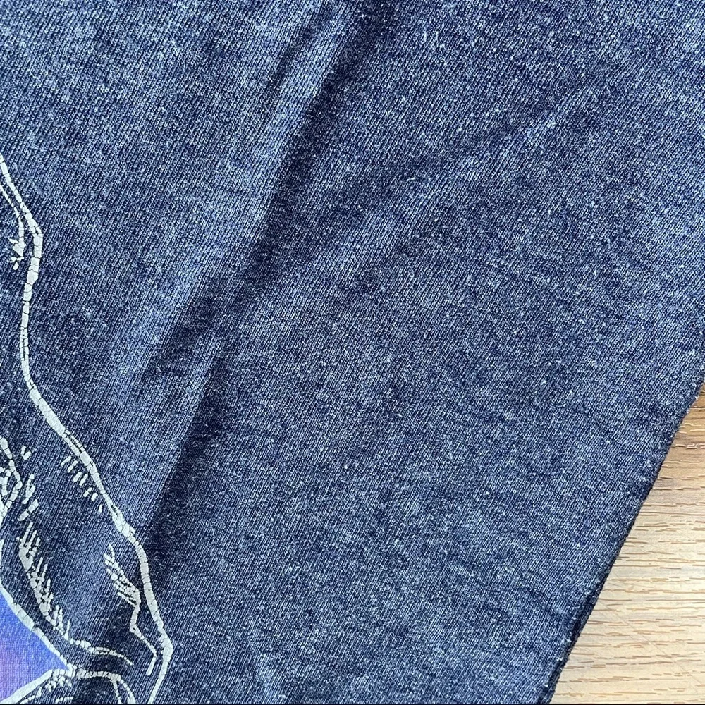Old Navy distressed tee