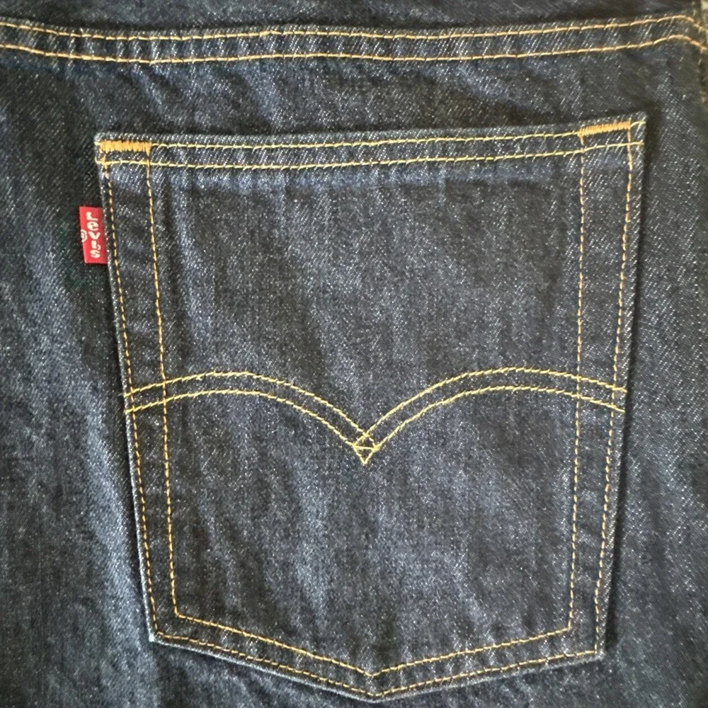 Levis levi 517