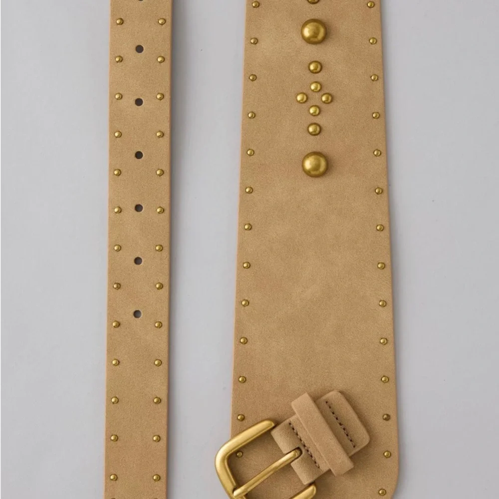 American Eagle Outfitters tan leather