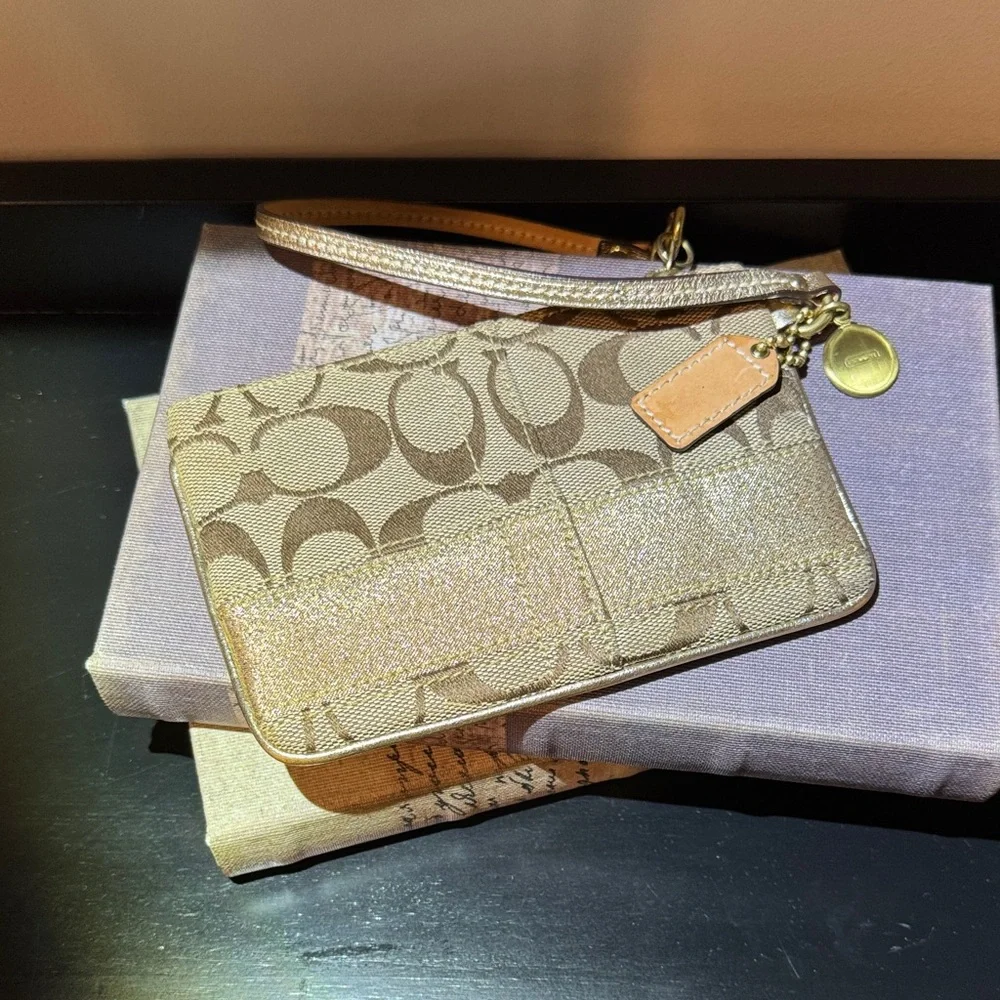 Coach Vintage Legacy Gold and Tan Wristlet with Lurex
