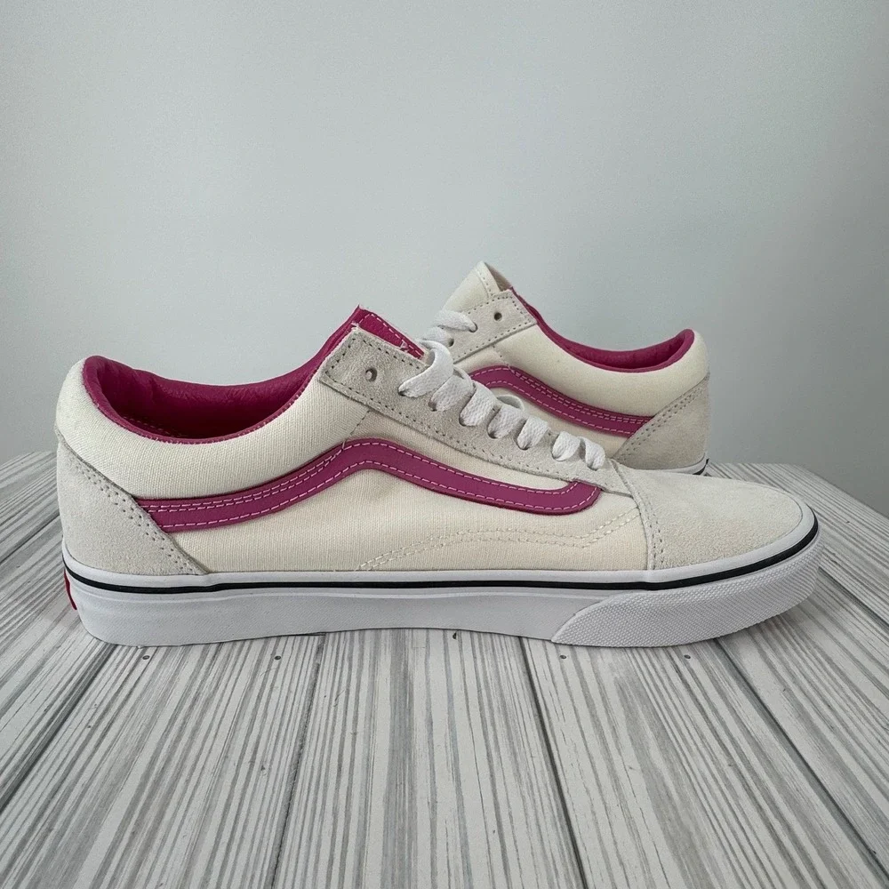 Vans suede outsoles accented