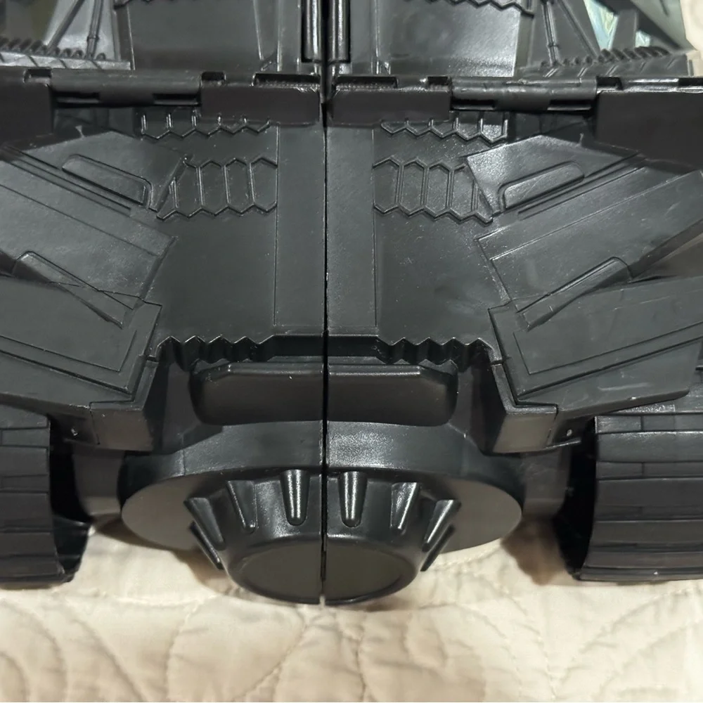 Mattel that batmobile features
