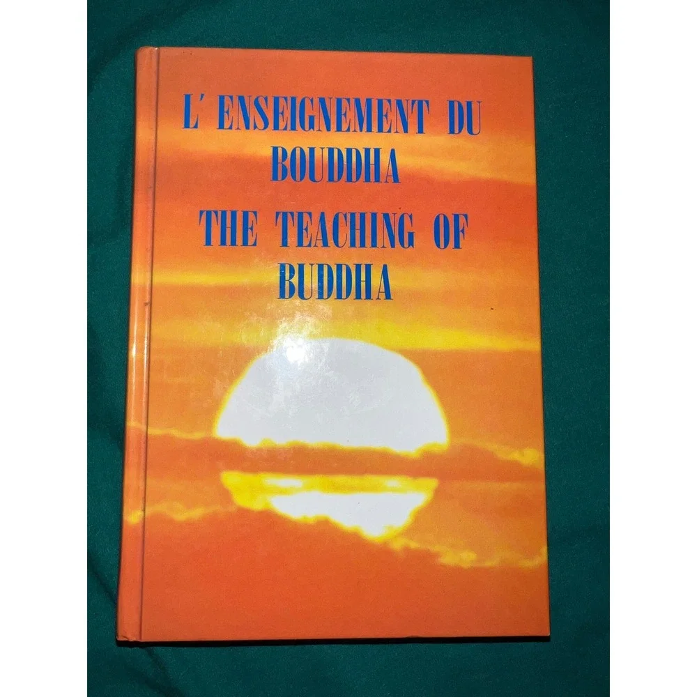 The‎ Teaching of Buddha L'Enseignement du Bouddha English French Bilingual Book