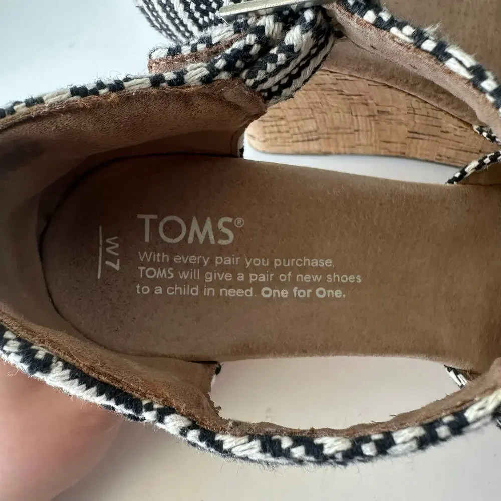 Toms print black