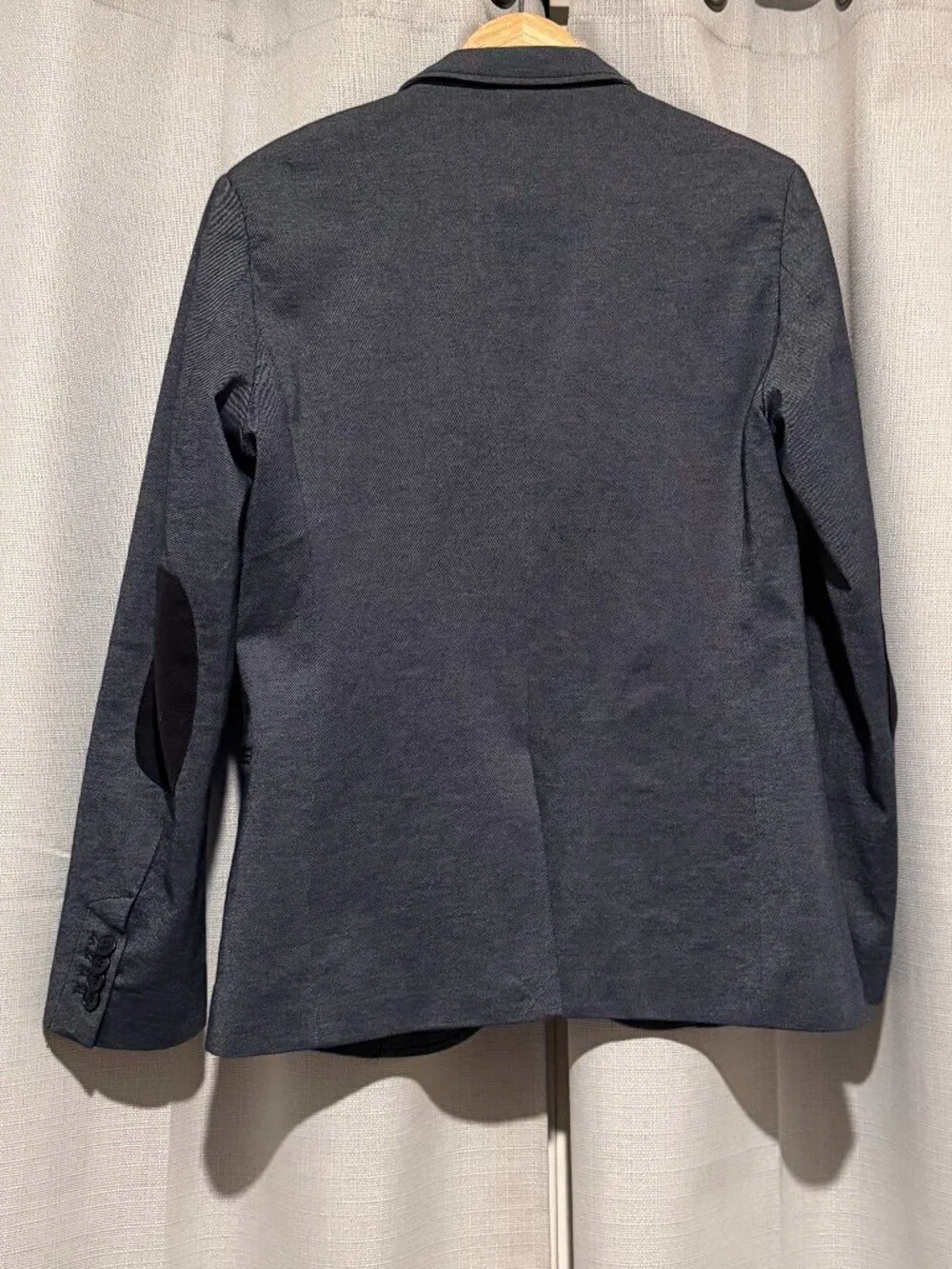 H&M looking that