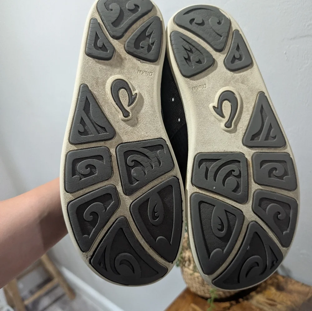 OluKai gently pre