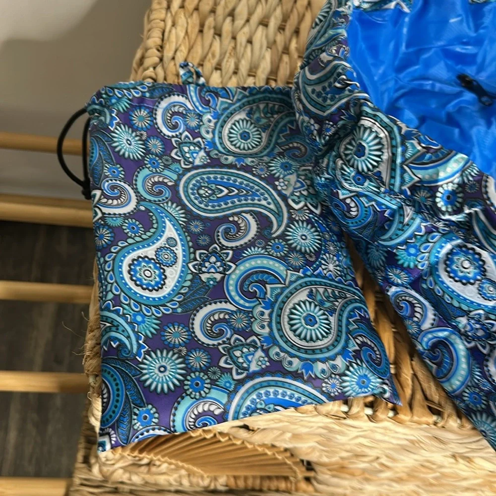 Blue Paisley Drawstring Bag‎
