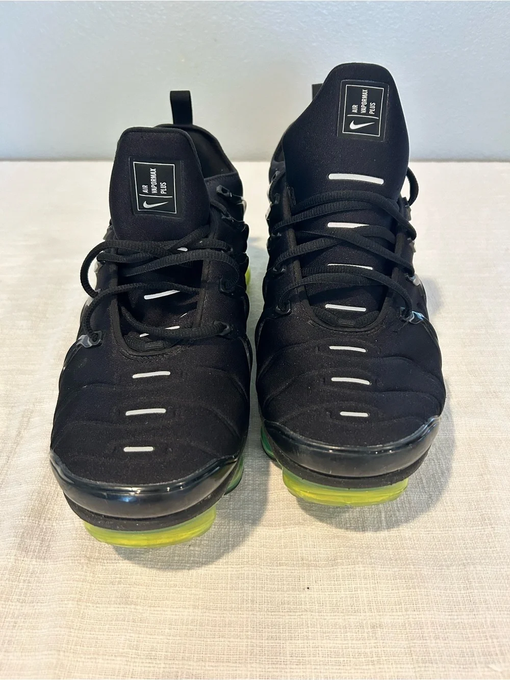Nike 👟 looking