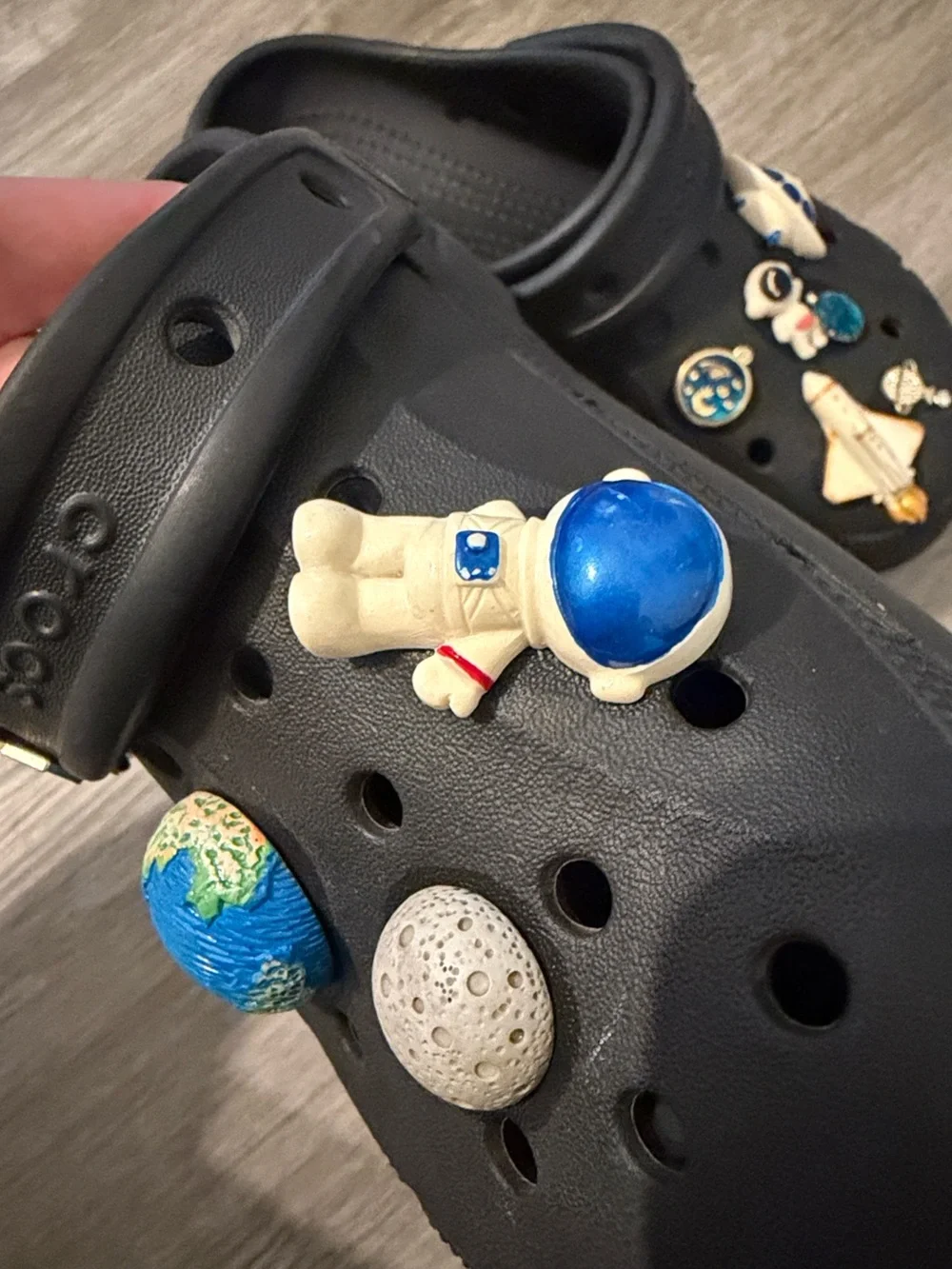 CROCS used see