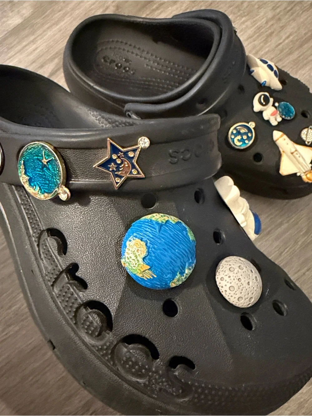 CROCS used see