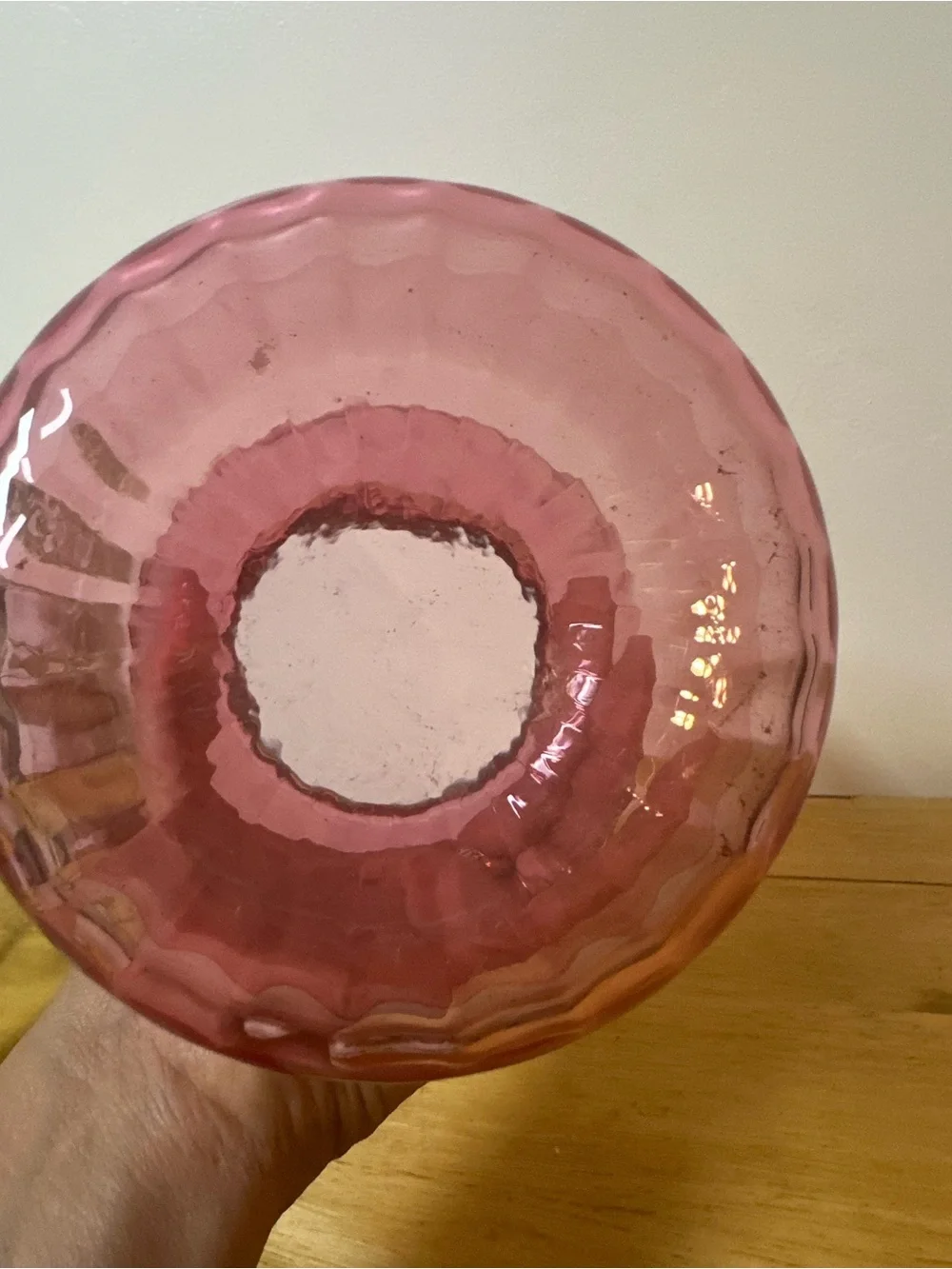 Vintage cranberry pilgrim art Glass Ribbed Vase - Brand Unknown