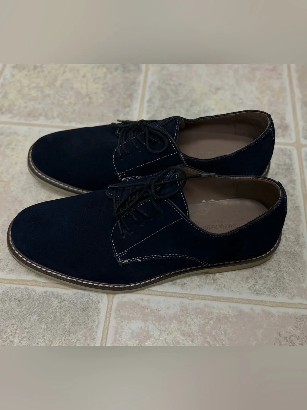 Banana Republic navy contrast