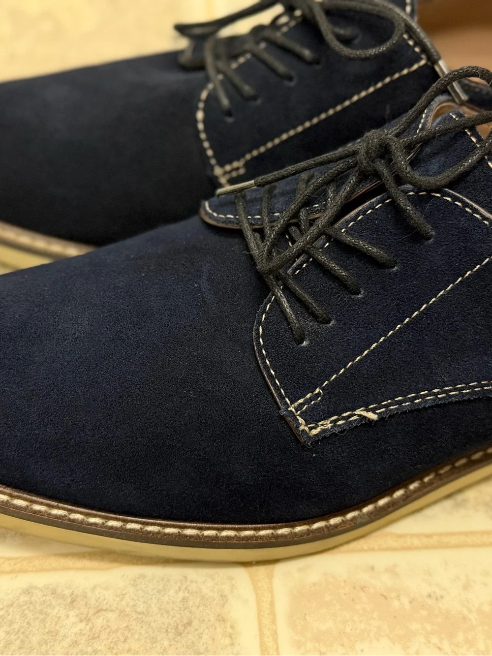 Banana Republic tan navy
