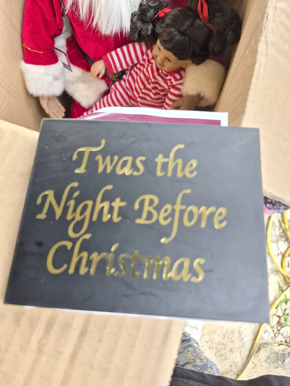 The Ashton-Drake Galleries festive santa