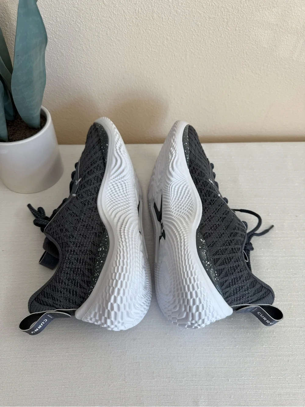 Under Armour lightweight gray