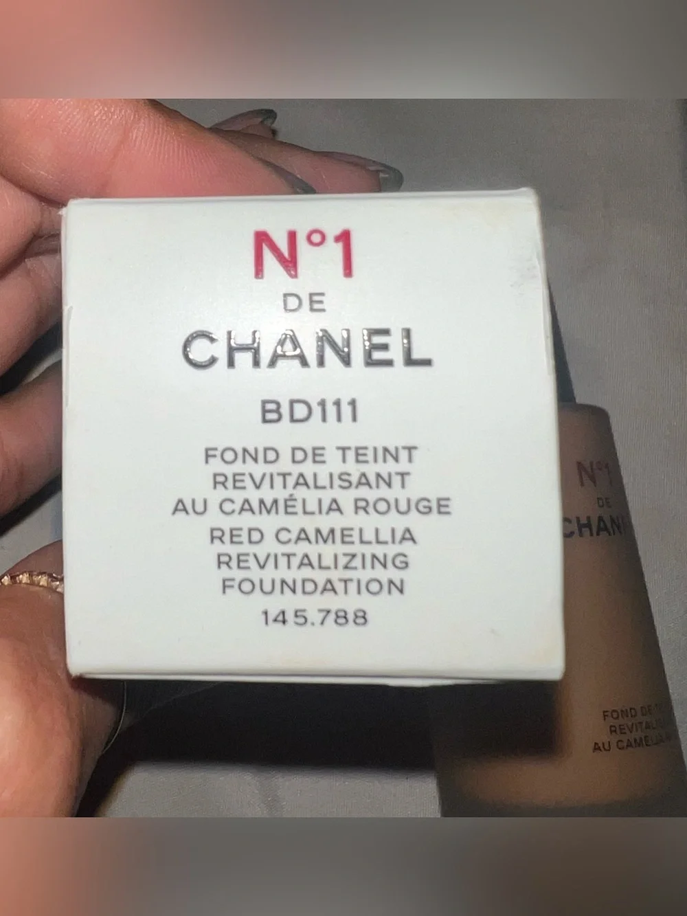 CHANEL n°1 revitalizing