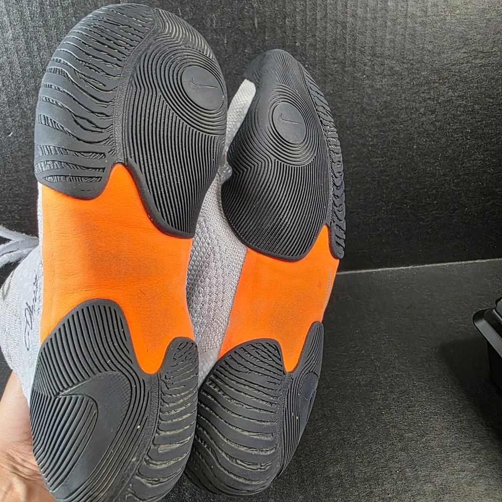 Nike tawa wrestling