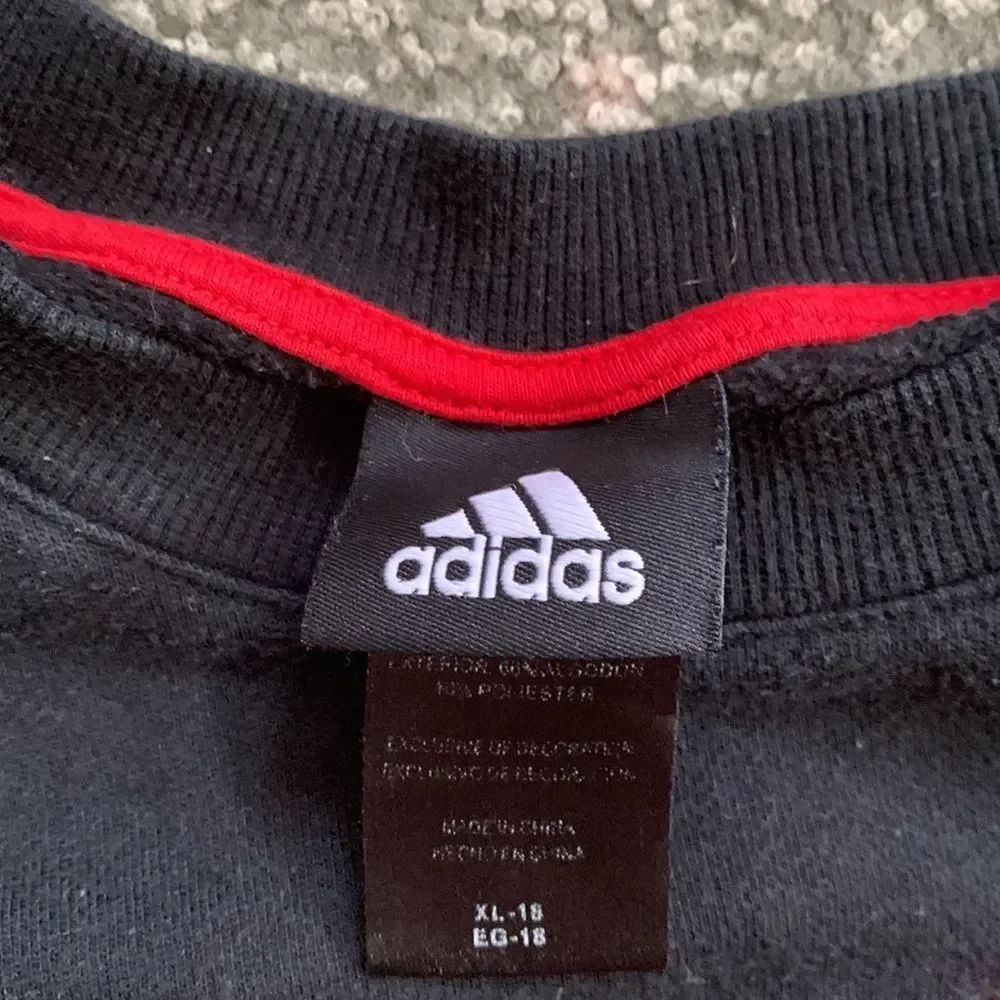 Y2k addias crew neck‎