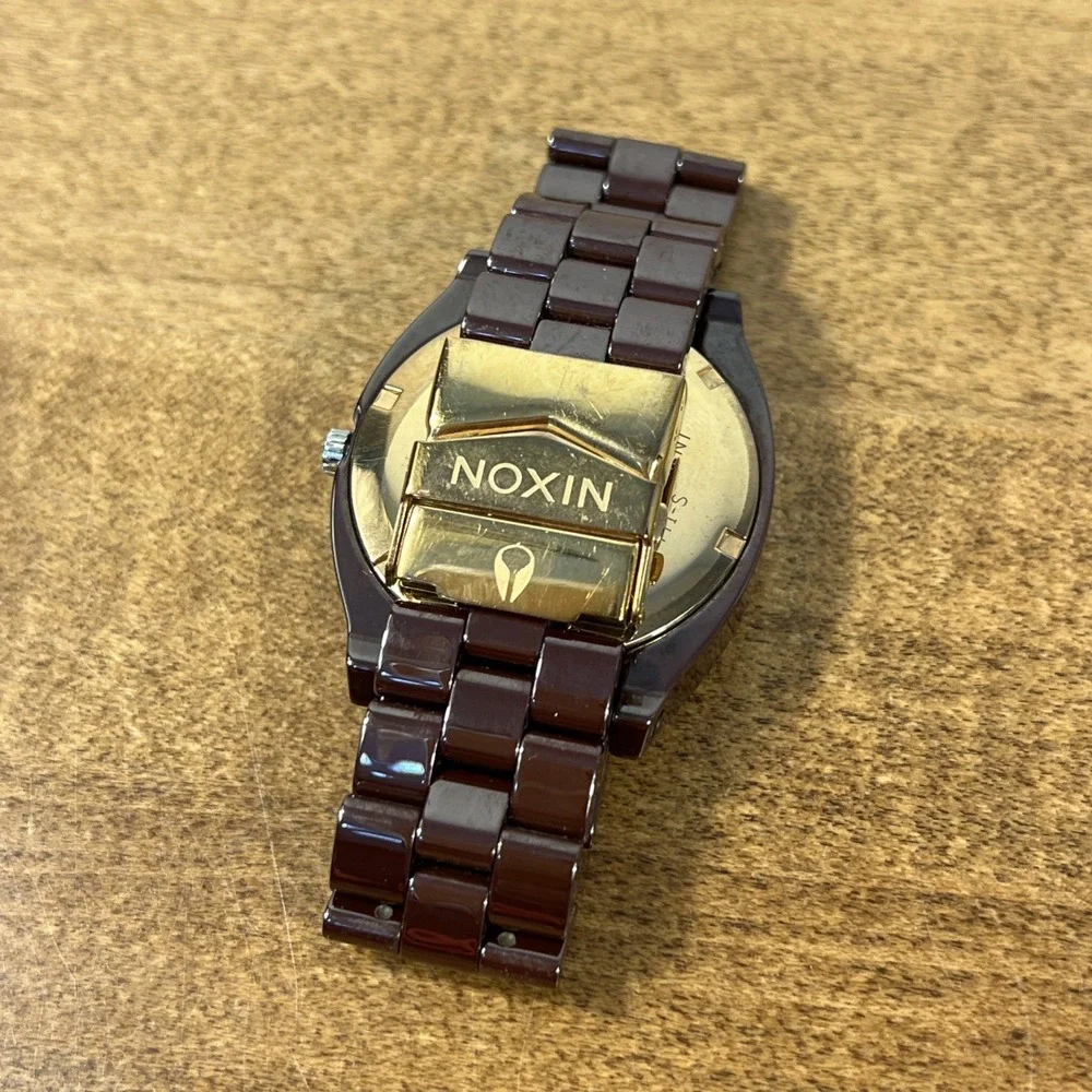 Nixon men time