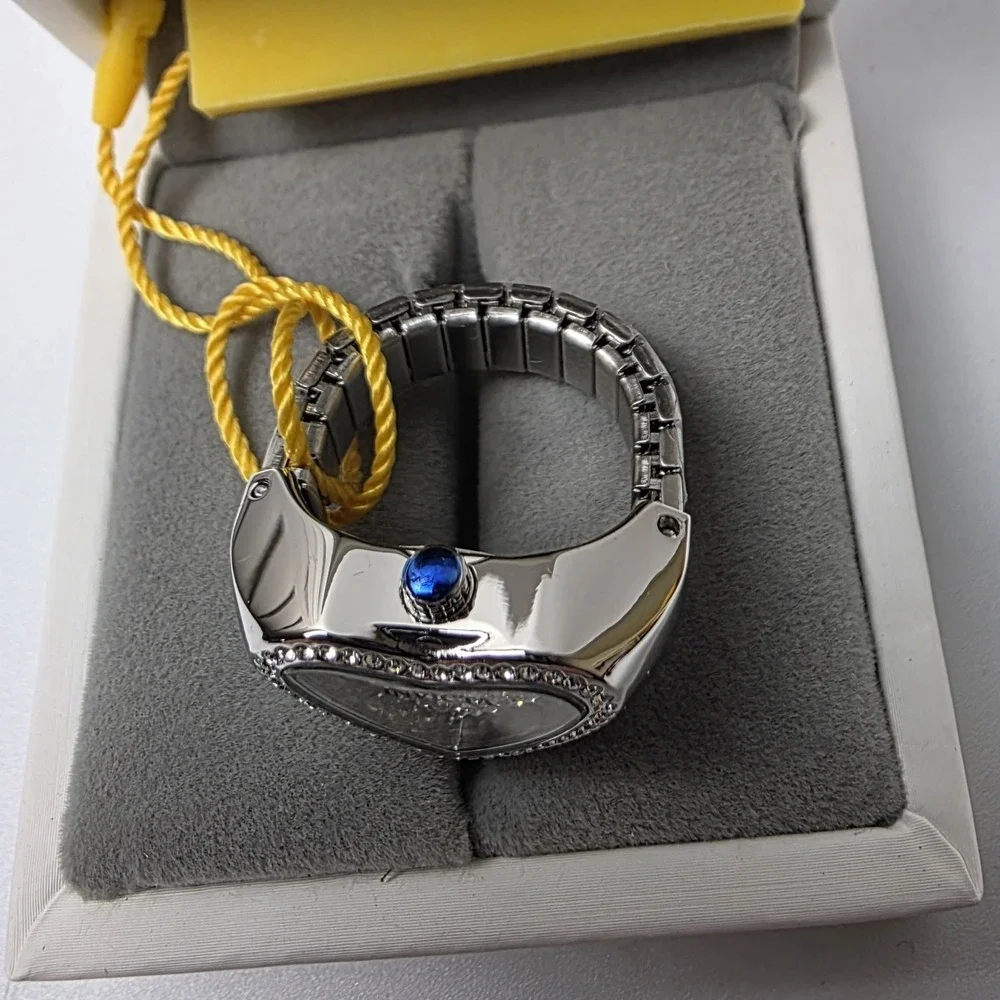 Invicta this eye