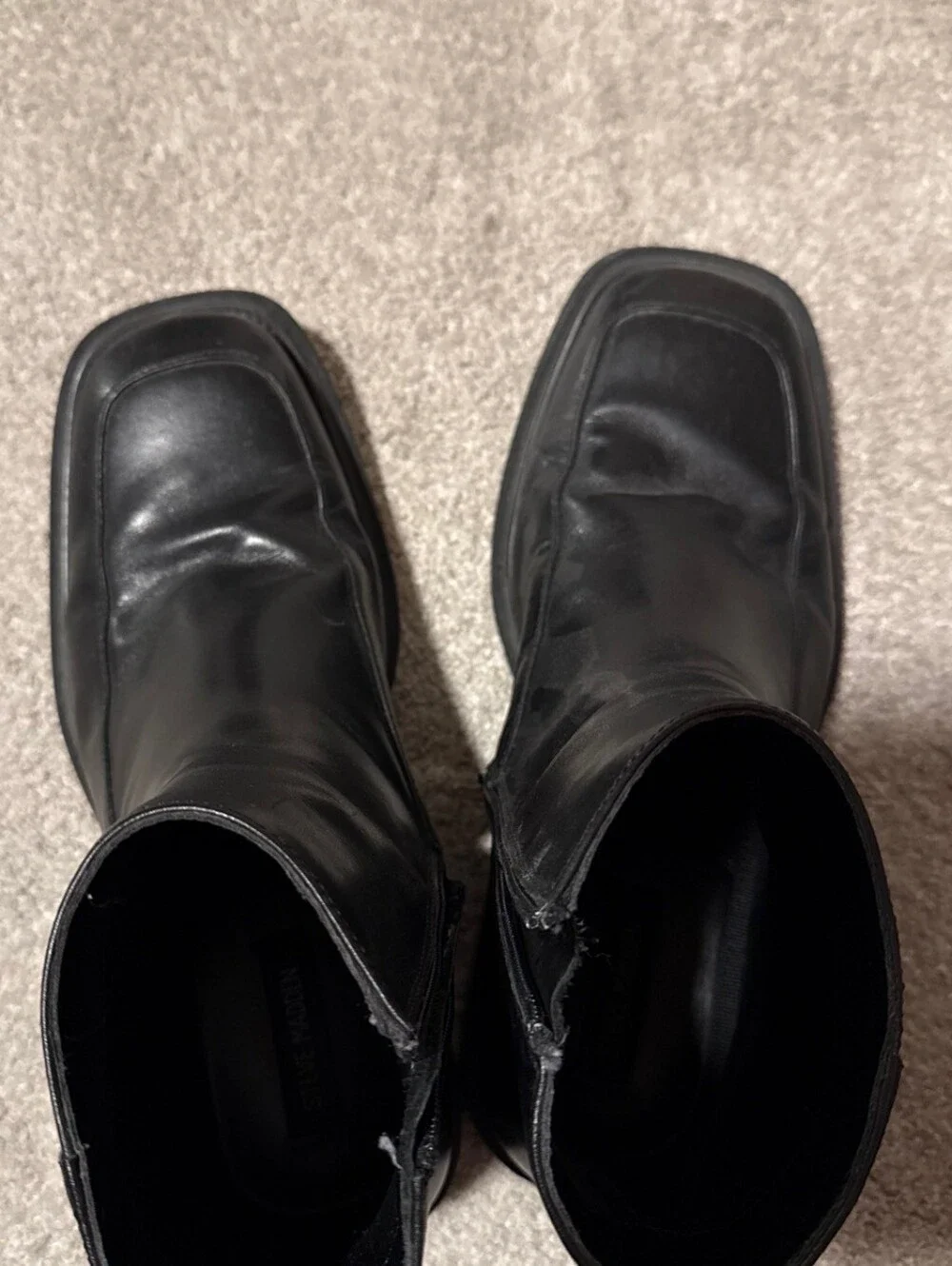 Steve Madden huck black