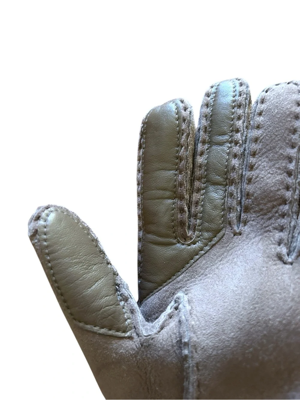 UGG photos price detail