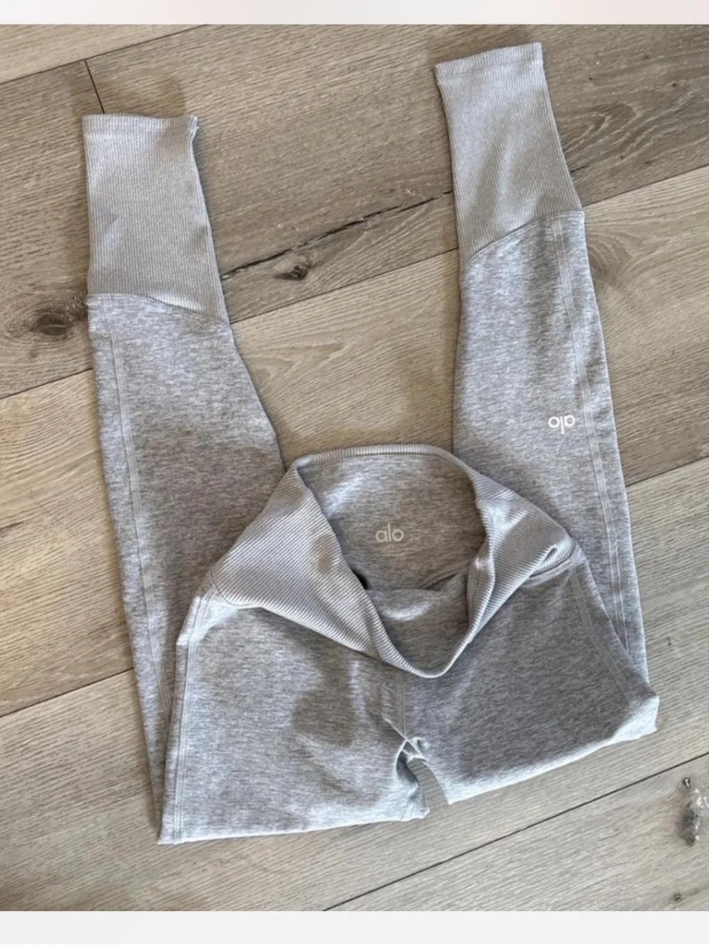 ALO Yoga alo yoga