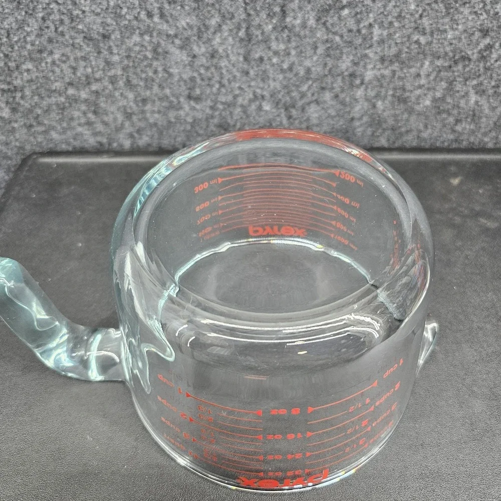 Pyrex 4 Cup 32 Oz. Glass Measuring Cup Mixing Bowl Red Letter Made‎ in USA