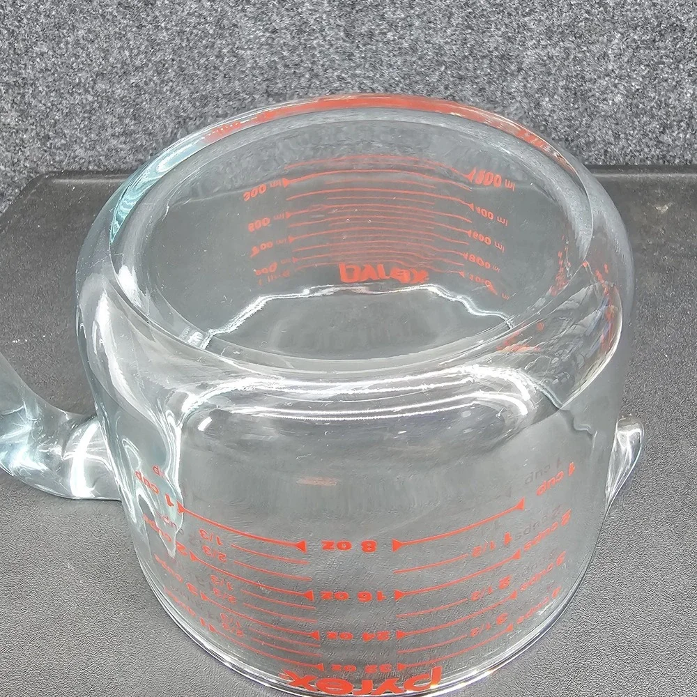 Pyrex 4 Cup 32 Oz. Glass Measuring Cup Mixing Bowl Red Letter Made‎ in USA