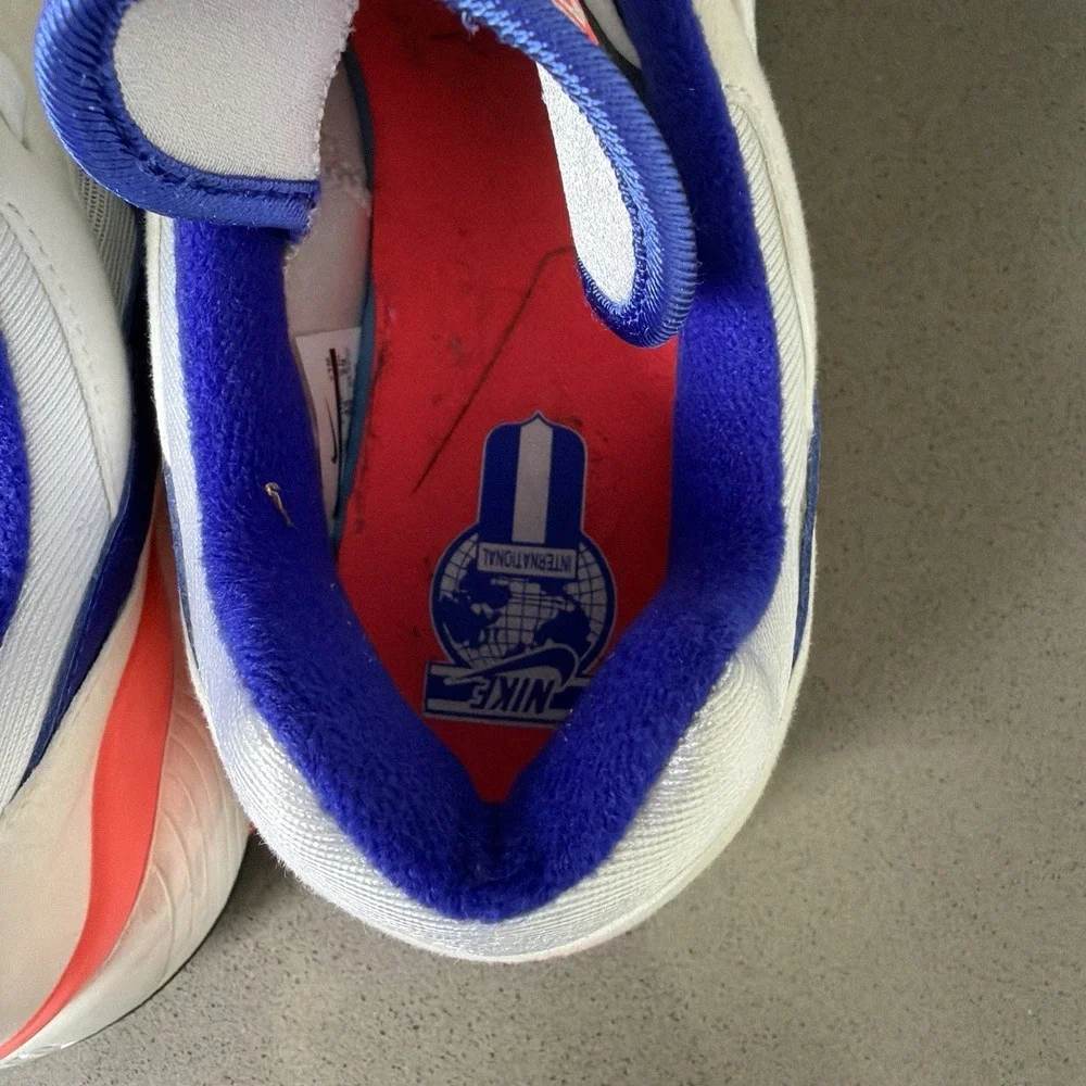 Nike Air Max 180 Ultramarine White Solar Red Men's Size 11 Sneakers 615287-100