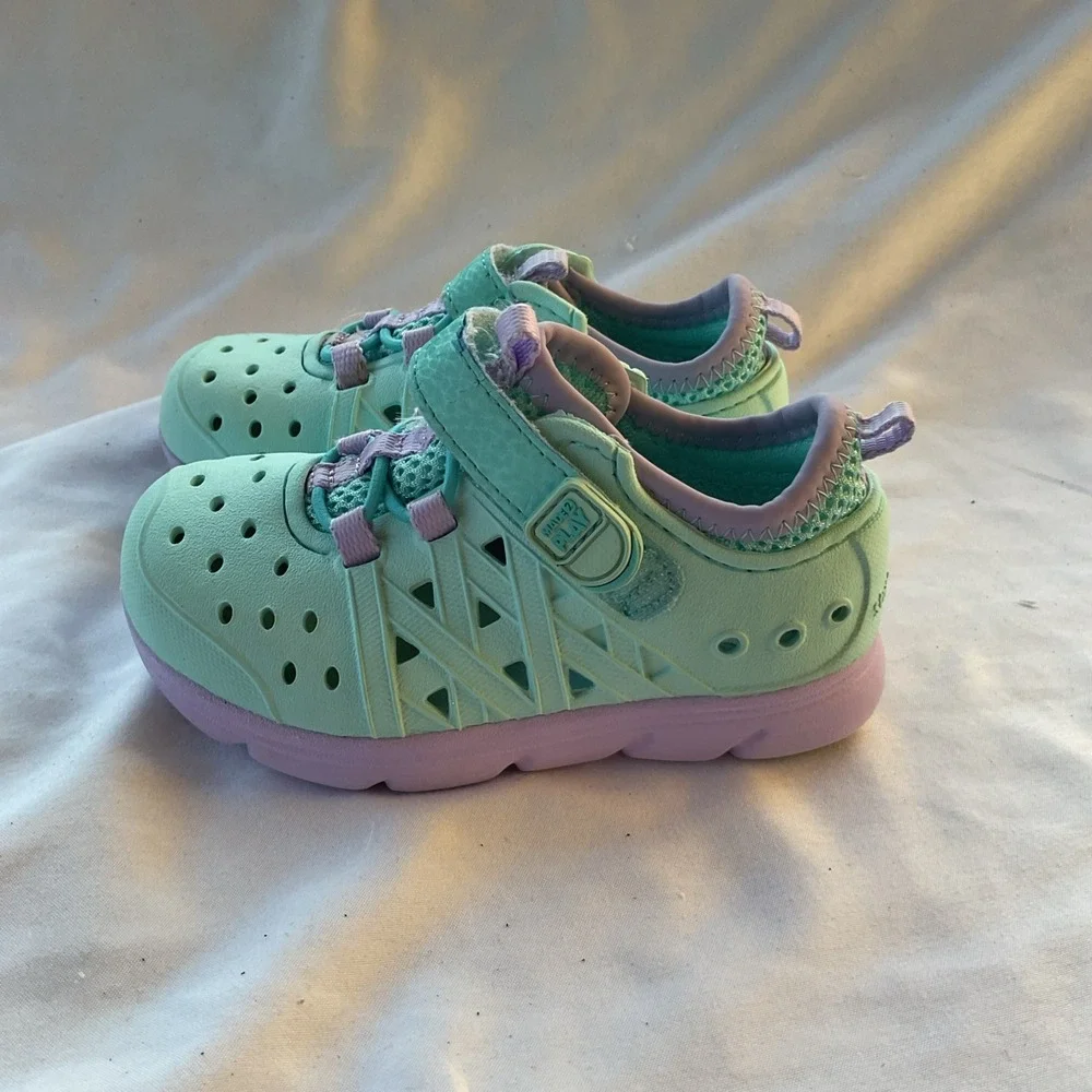 Stride Rite please see