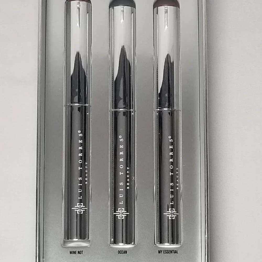 Beauty Creations Cosmetic - Luis Torres Vol 2 My Essentials Shadow Spong…