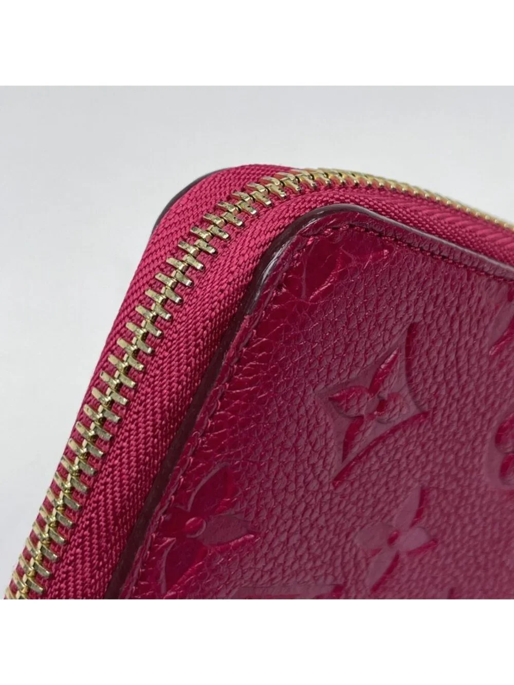 Louis Vuitton Portefeuille Cles Compact Monogram Empreinte Jaipur Wallet