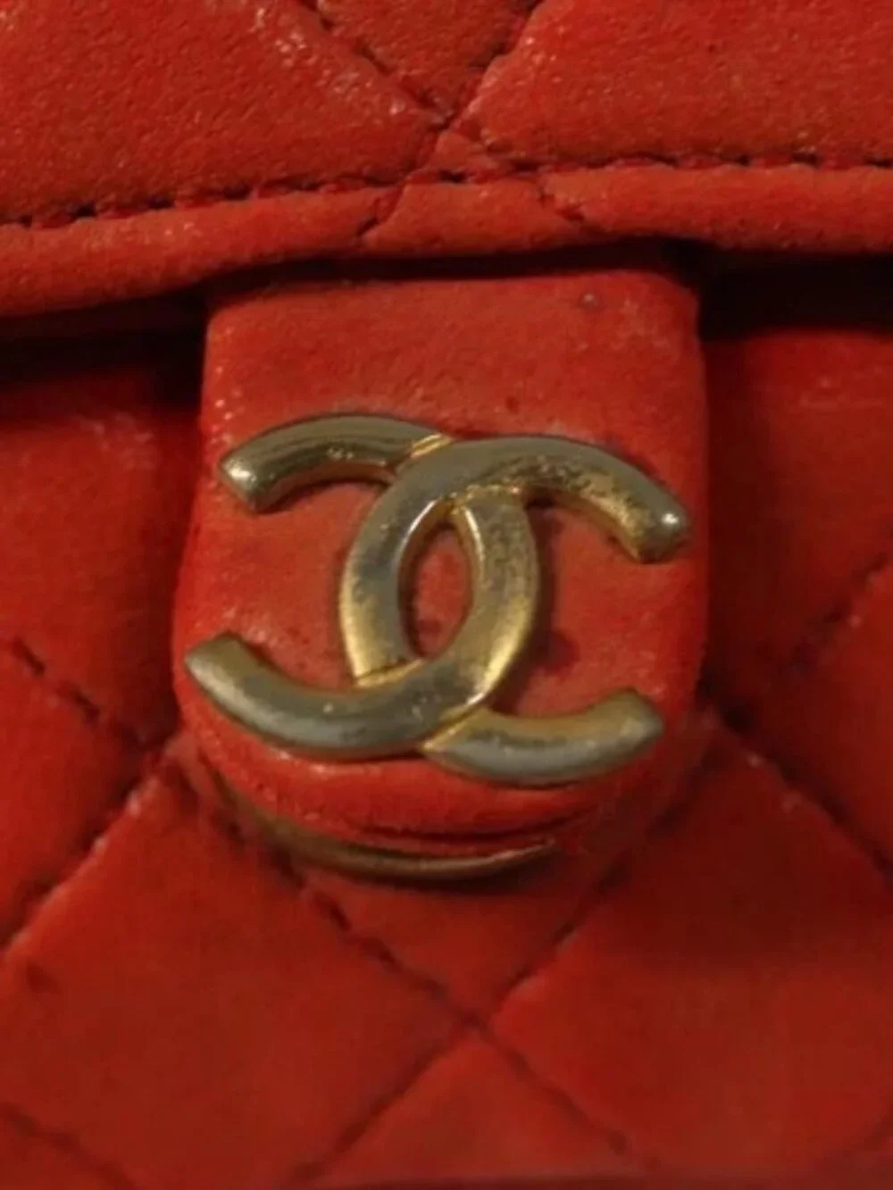CHANEL brand	chanel color	orange