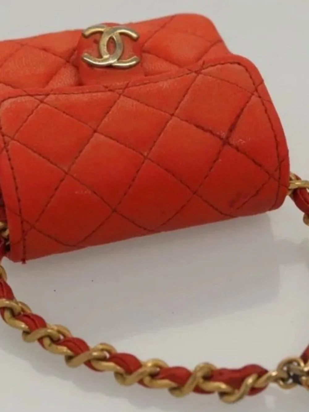 CHANEL brand	chanel color	orange