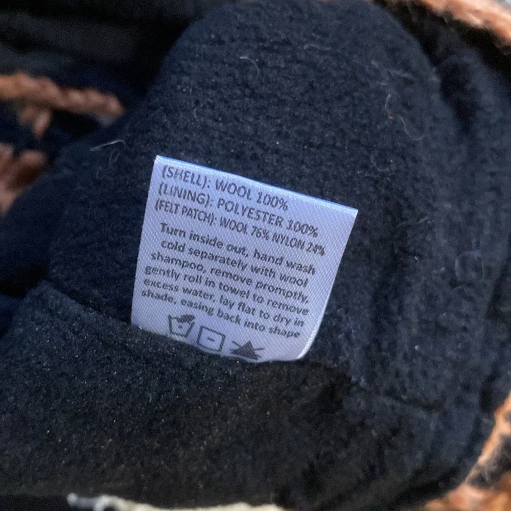 Tibetan Socks Sz L