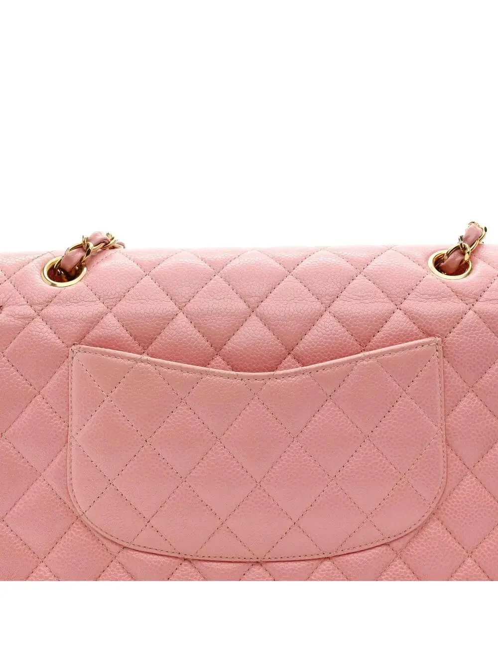 CHANEL indulge timeless