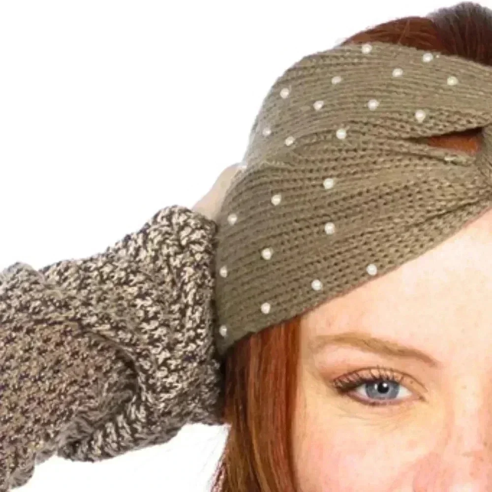 N/A tan knit