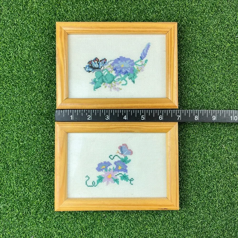Vintage hand second