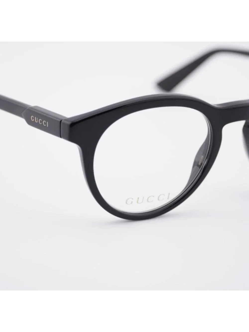 Gucci authentic gg1822o