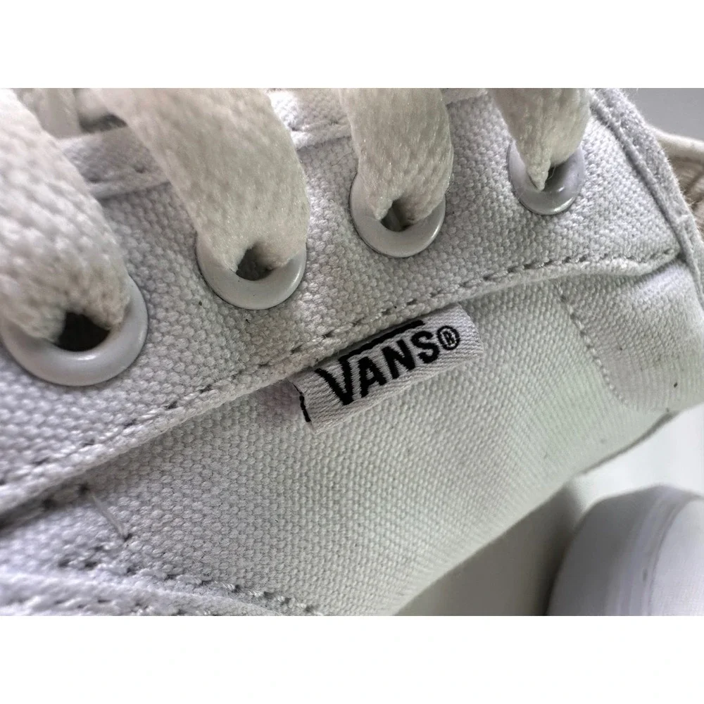 Vans Atwood Low White Canvas Skate‎ Shoes Mens Size 8.5 Casual Low Top Sneakers