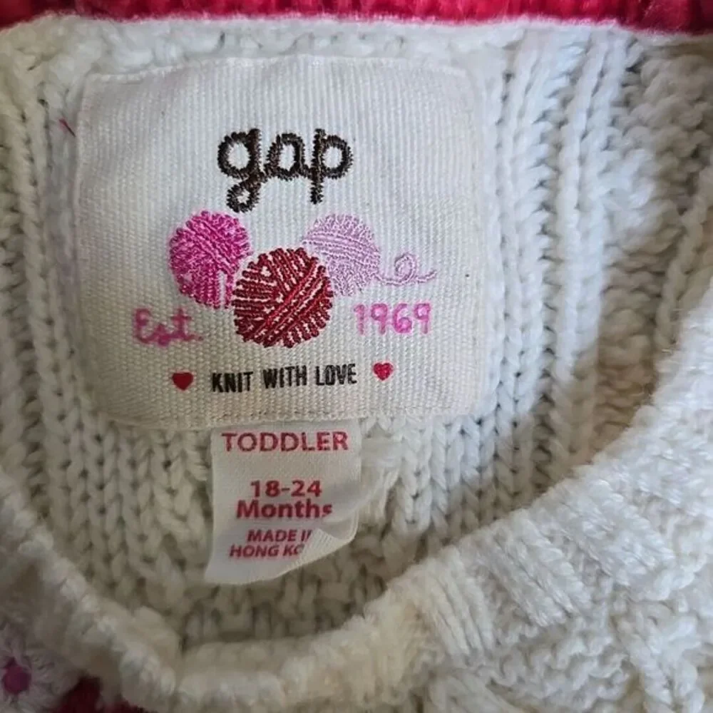 GAP sweater vest
