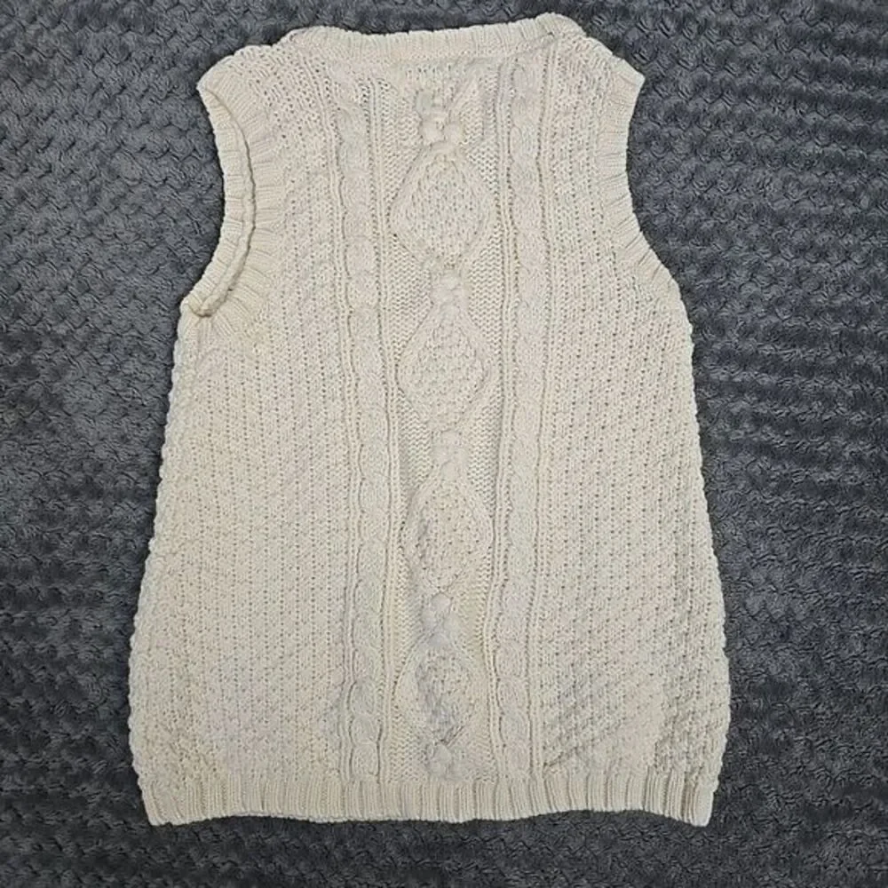 GAP sweater vest