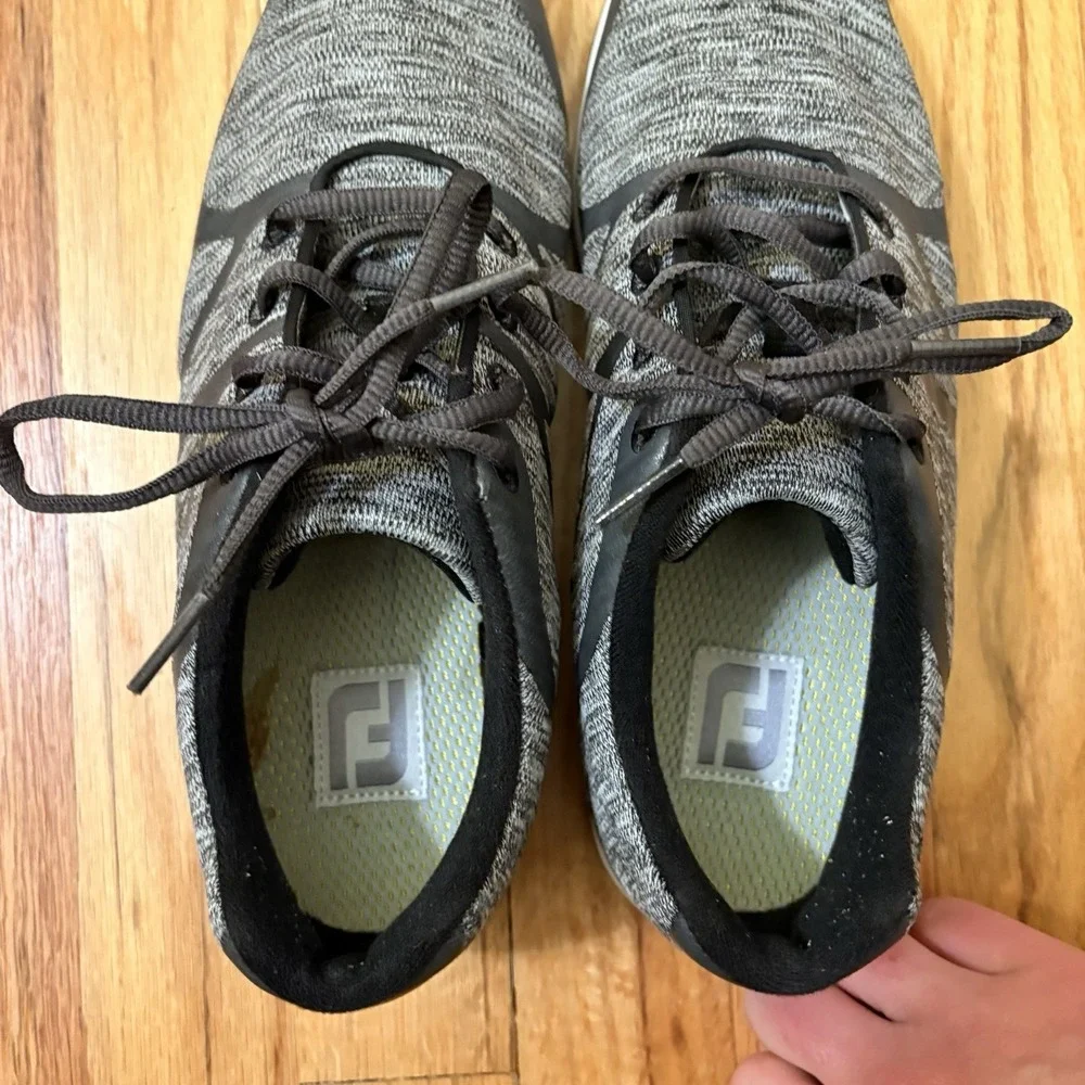 Footjoy FJ Spikeless Golf Shoes 92904C Leisure Charcoal Gray Black Juniors 8 M