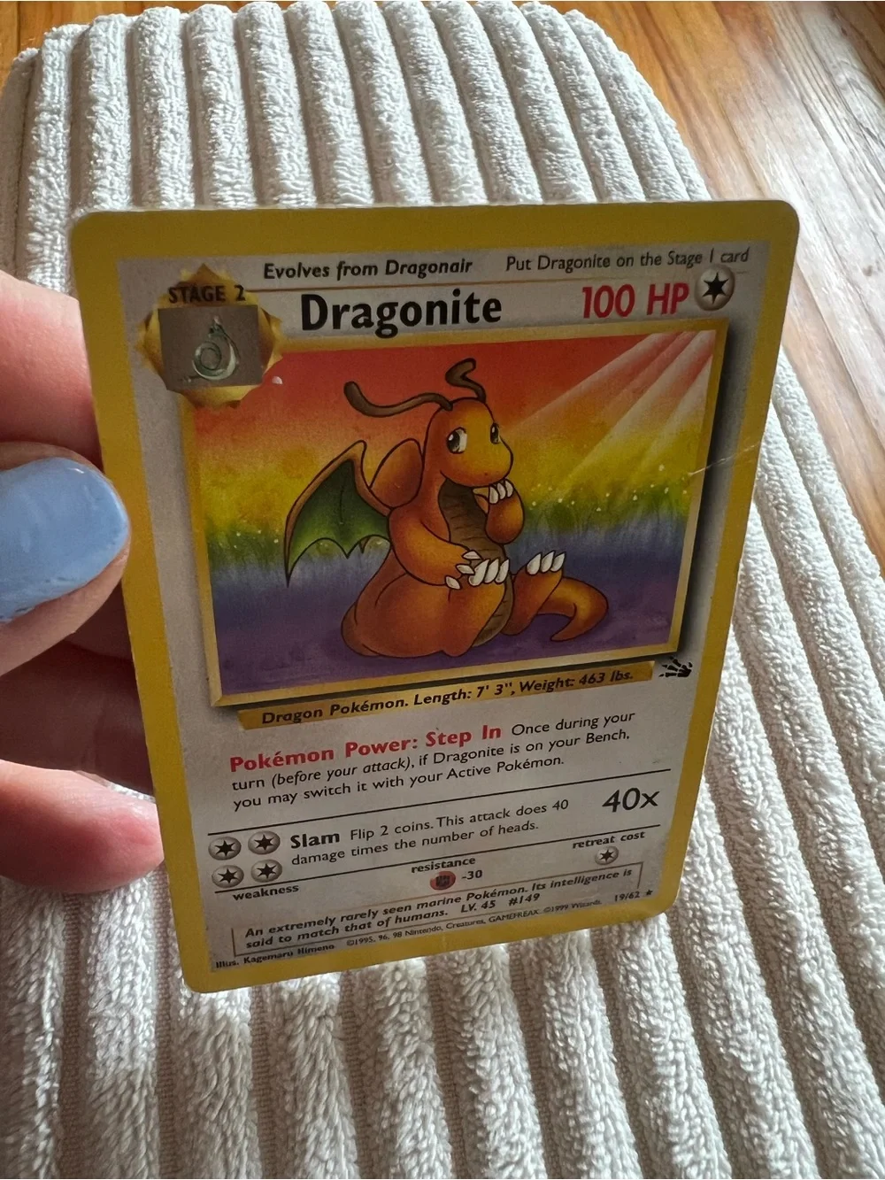 1999 RARE Dragonite 19/62 Fossil Non Holo Pokémon Card