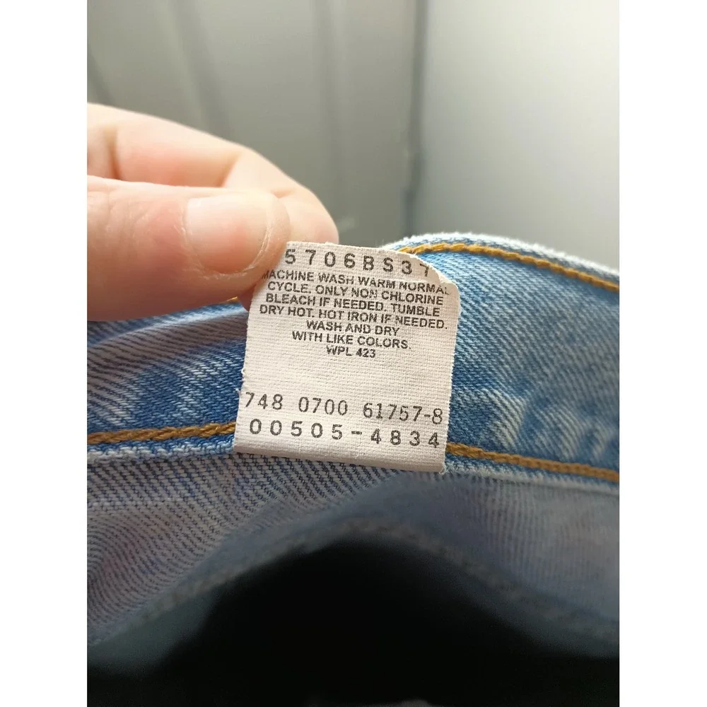 Levis vintage 2000s