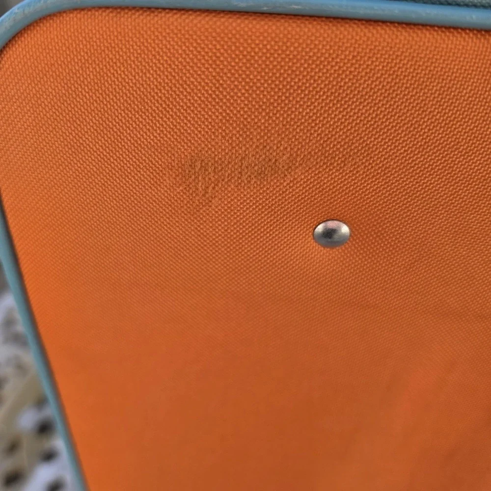 American Tourister this vintage