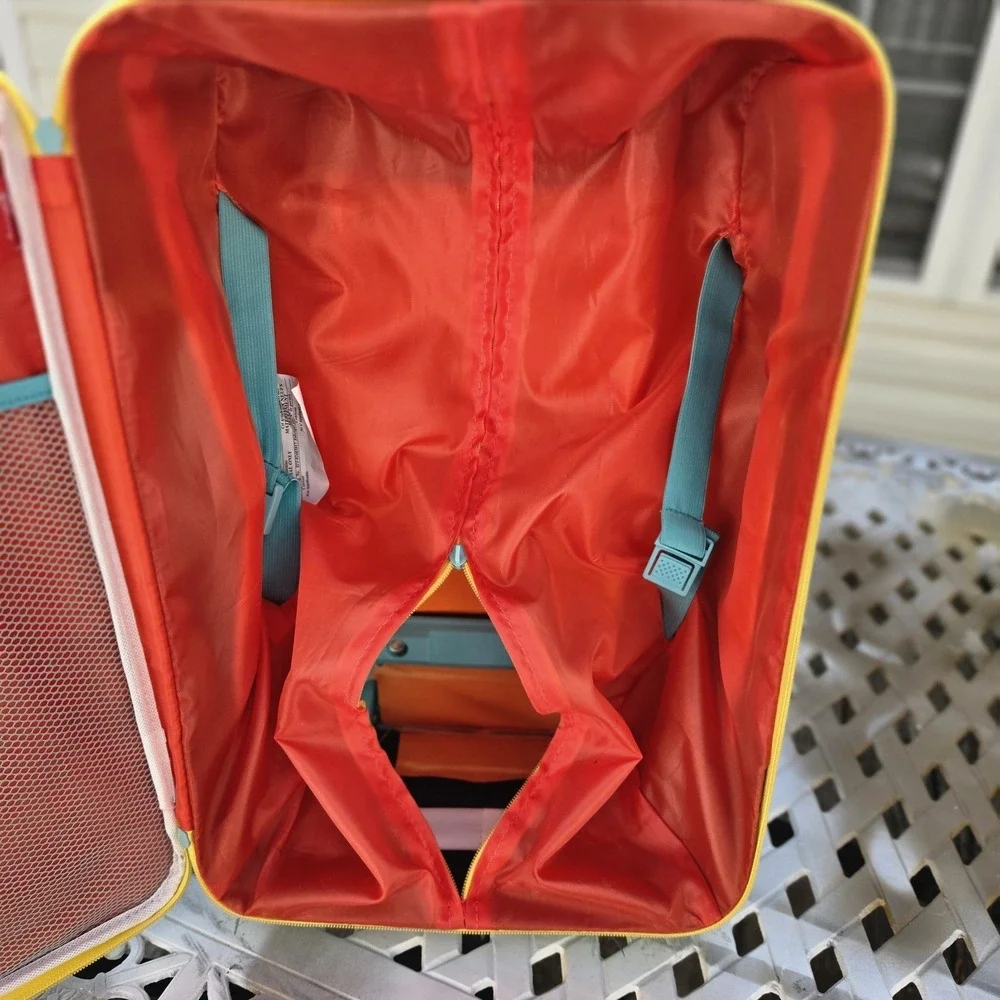 American Tourister this vintage