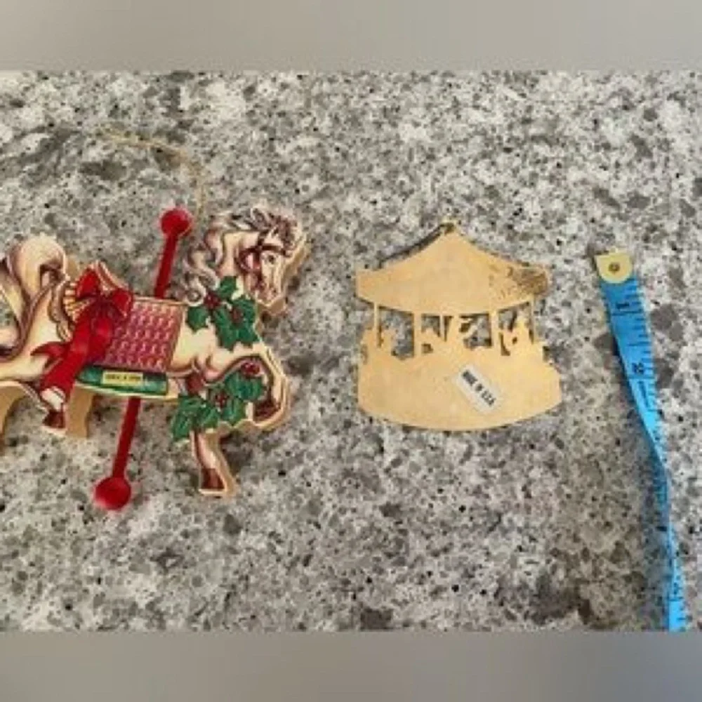 N/A festive carousel